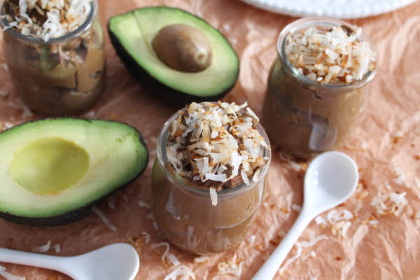 healthy chocoalte avocado pudding