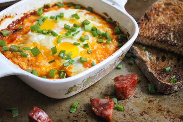 spicy baked eggs