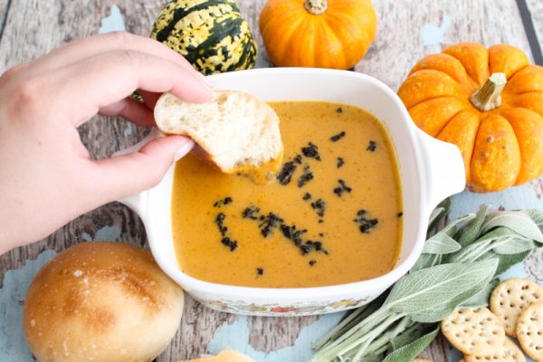 pumpkin-soup-served-with-bread