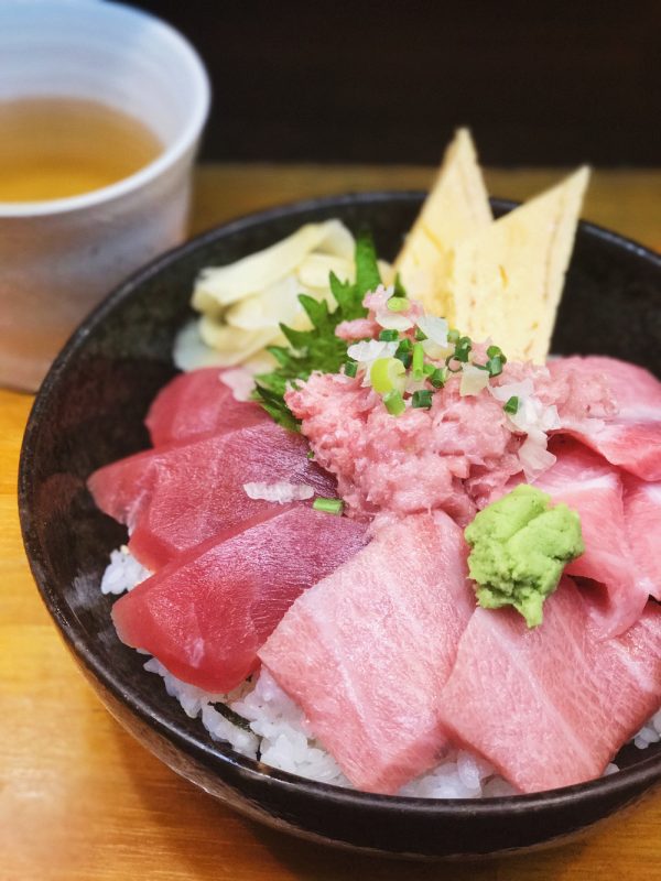 tuna bowl tsukiji
